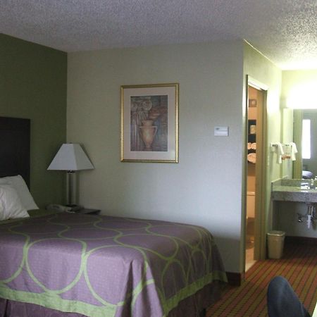 Super 8 By Wyndham Monticello Ar Motel Kültér fotó